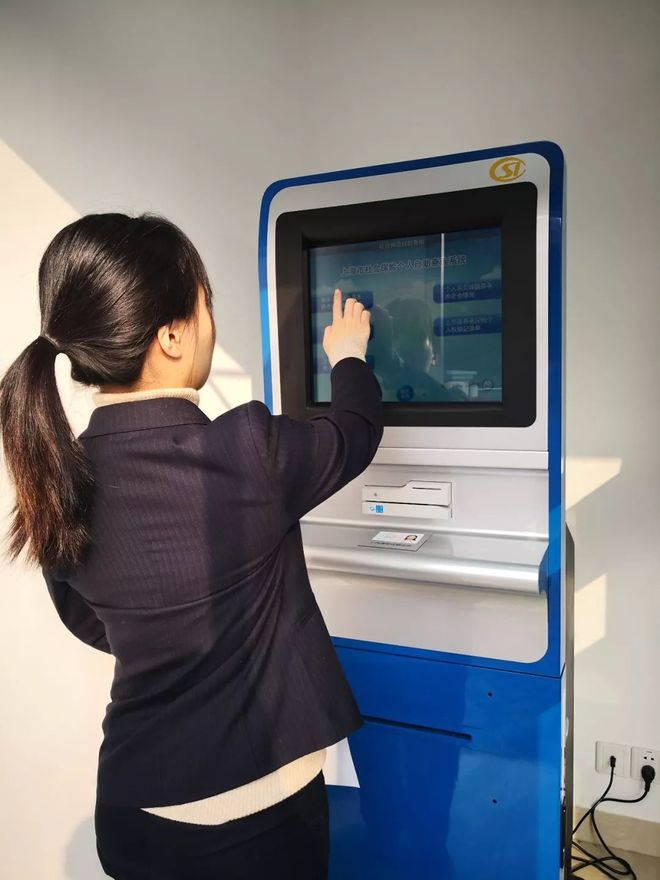 长沙24小时套医保卡回收(24小时套医保卡回收什么意思)